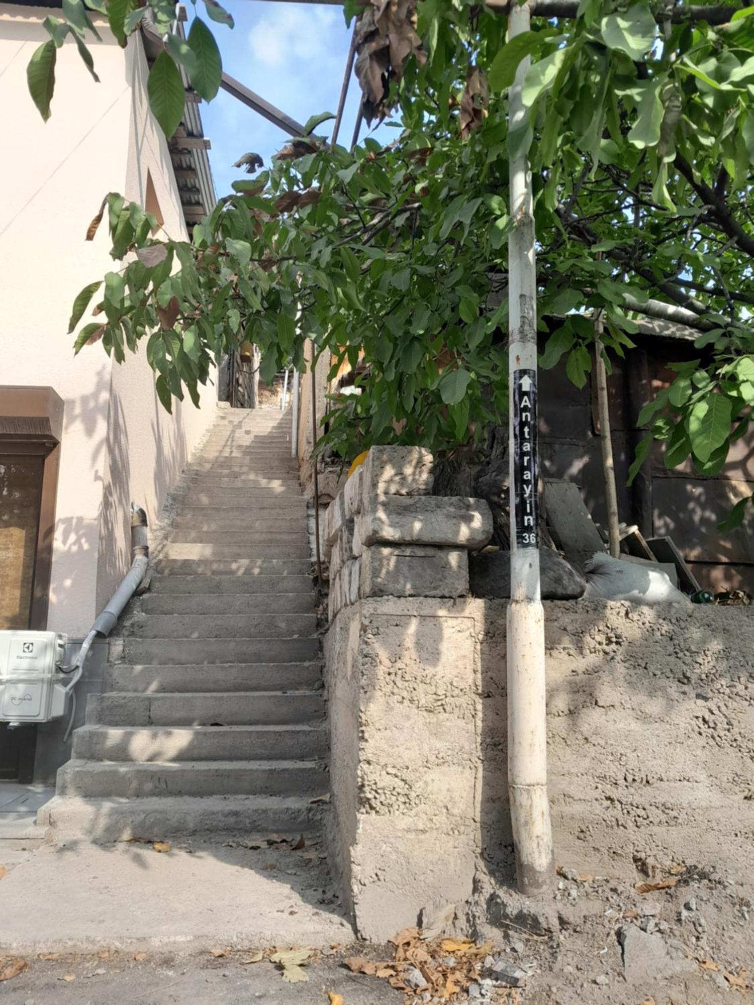 Art Guest House In Kaskad เยเรวาน ภายนอก รูปภาพ